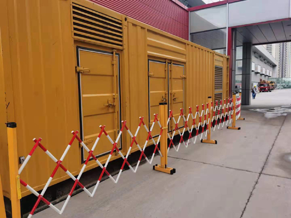 龙凤租赁发电机发电机油箱使用后要定期清除油箱底部沉淀的杂质