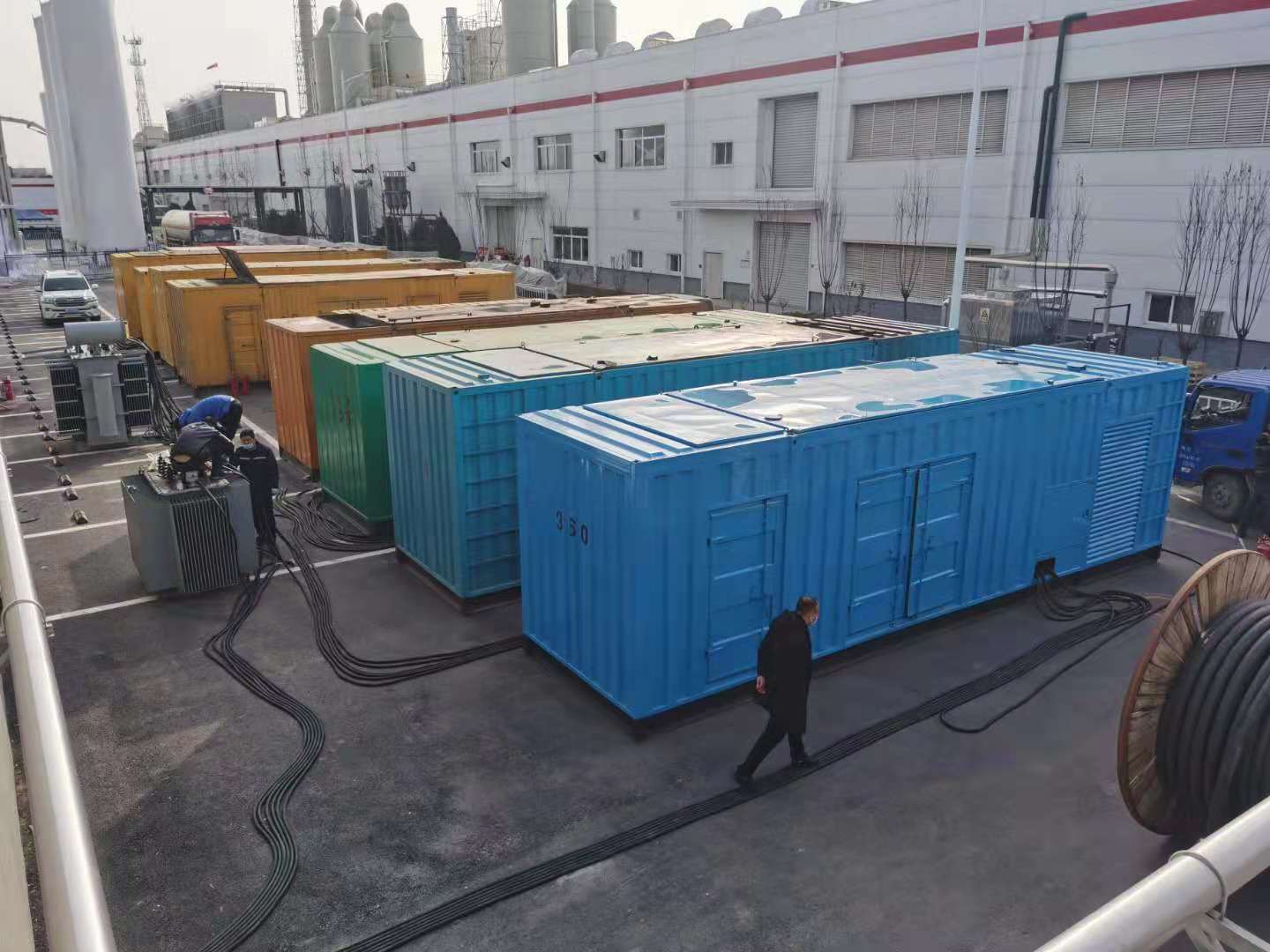 龙凤发电机出租-两相发电机与三相发电机有何区别?