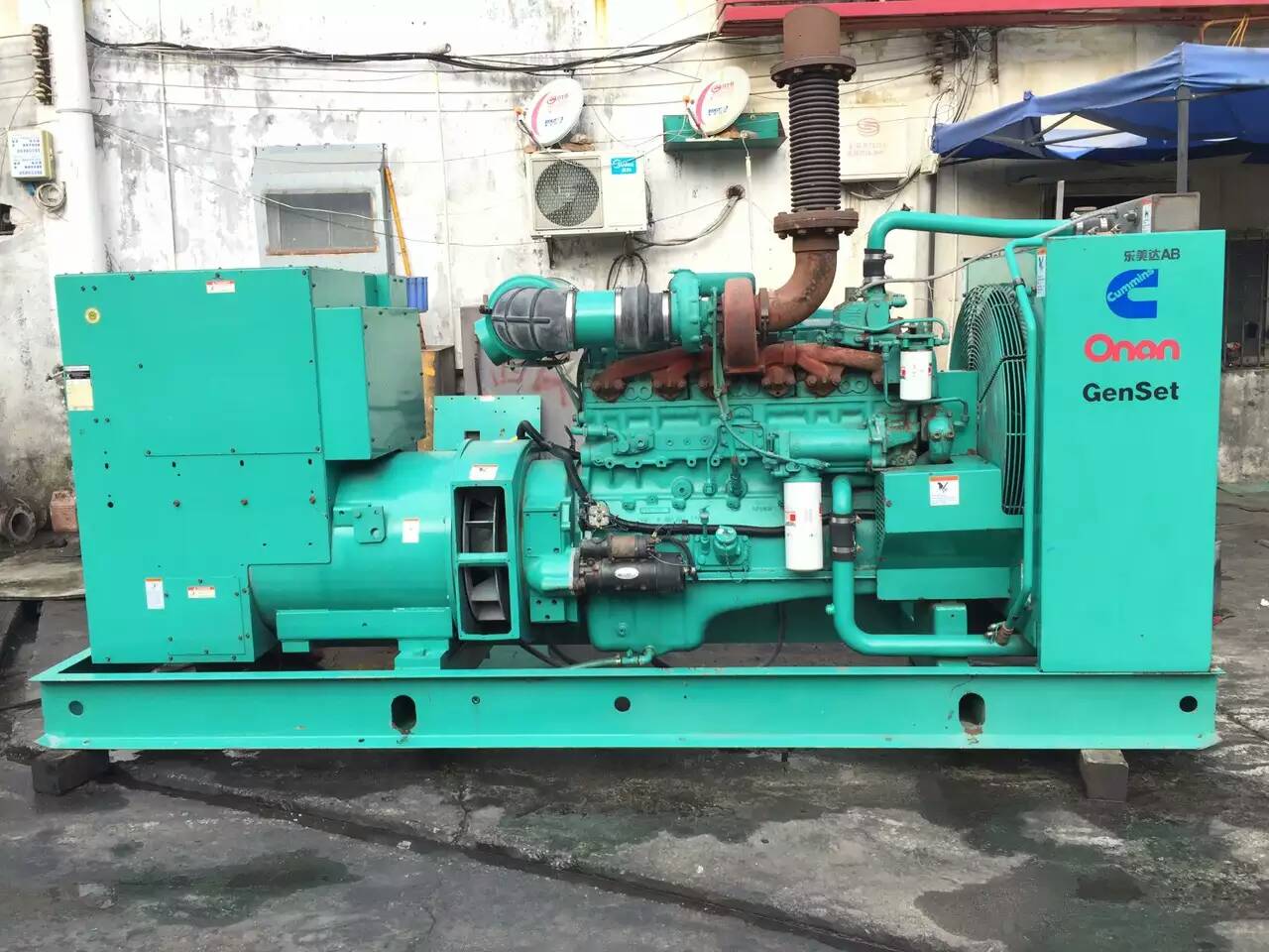 龙凤租赁发电机-柴油发电机不正常冒烟的原因