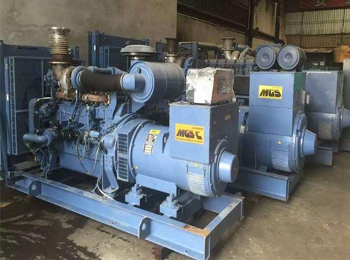 龙凤发电机组带负载降电压是什么原因照成的？