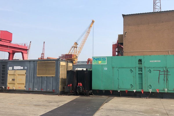 龙凤发电机出租空气滤清器的清洁频率是多少？