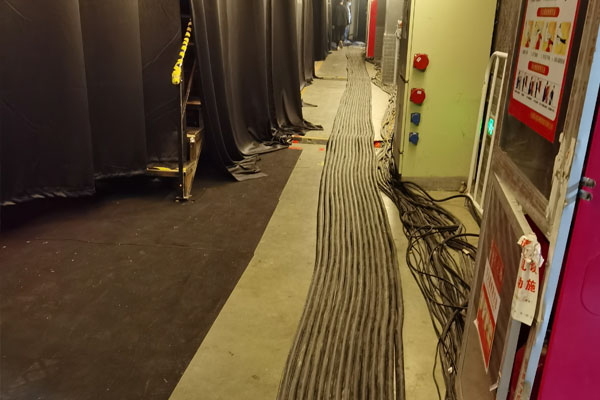 龙凤柴油发电机组的输出电压可以调节到哪些范围？