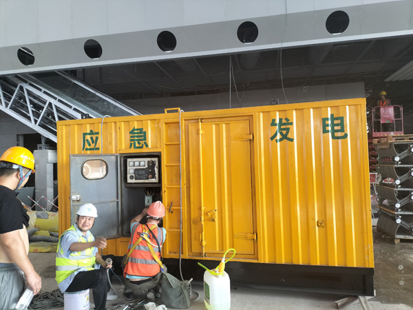 龙凤怎样判断空气滤清器是否需要更换？