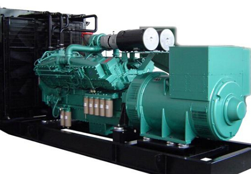 龙凤冬季柴油发电机组启动前应进行哪些预热操作？